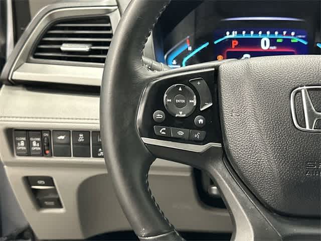 Thumbnail: 2019 Honda Odyssey - 17