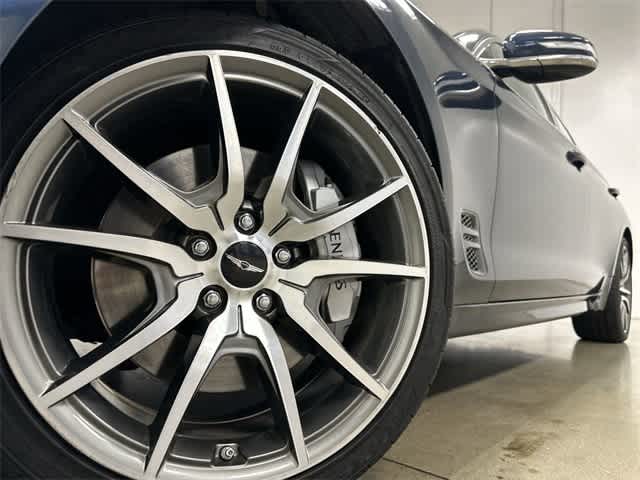 Thumbnail: 2024 Genesis G70 - 29