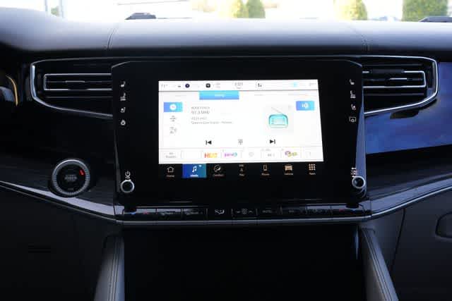 Thumbnail: 2022 Jeep Wagoneer - 13