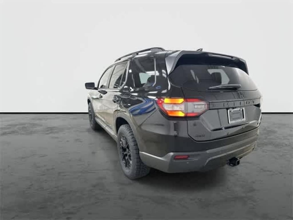 New 2025 Honda Pilot TrailSport SUV