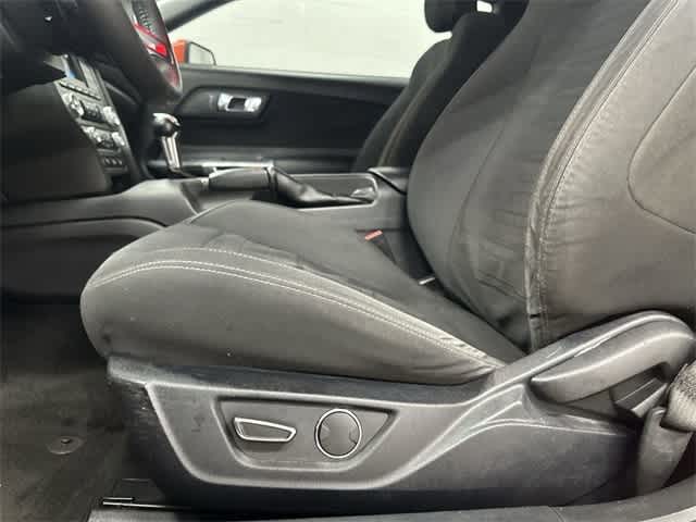 Thumbnail: 2015 Ford Mustang - 26