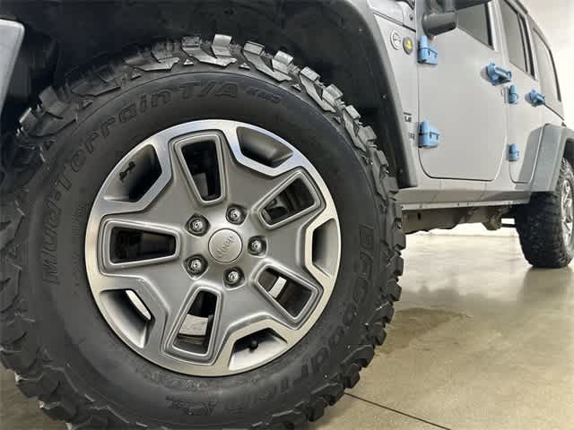 Thumbnail: 2015 Jeep Wrangler - 25