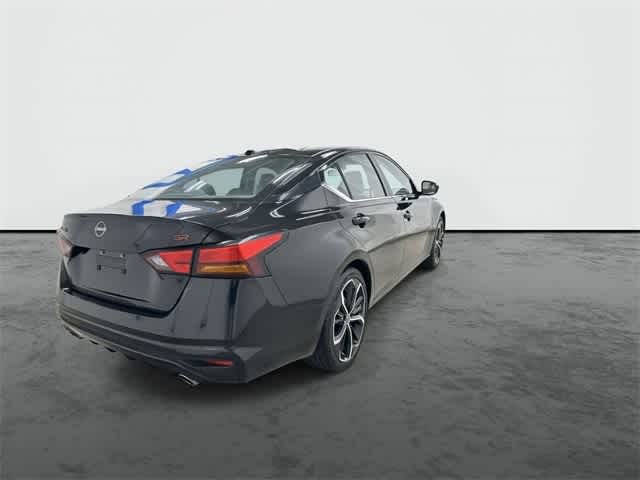 Thumbnail: 2024 Nissan Altima - 3