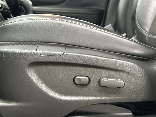 Thumbnail: 2017 Buick Encore - 26