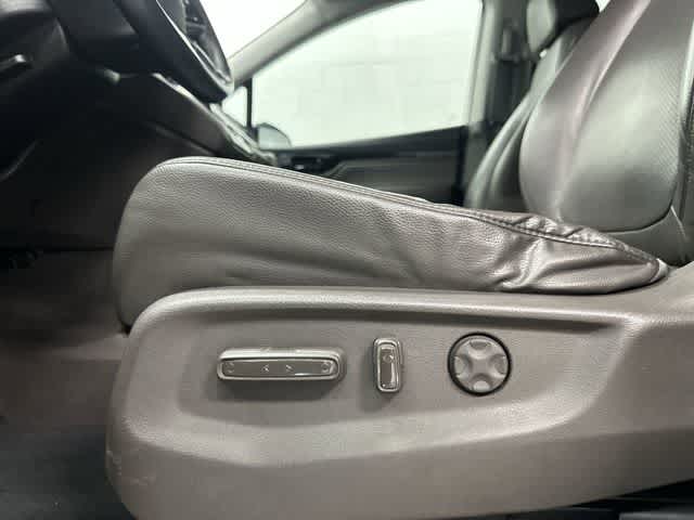 Thumbnail: 2019 Honda Odyssey - 27