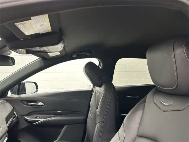 Thumbnail: 2021 Cadillac XT4 - 27