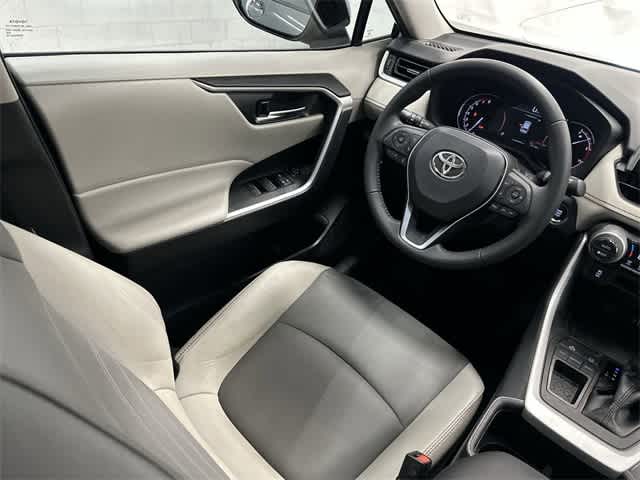 Thumbnail: 2023 Toyota RAV4 - 12