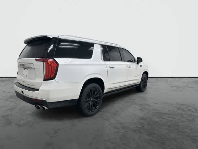 Thumbnail: 2021 GMC Yukon XL - 4