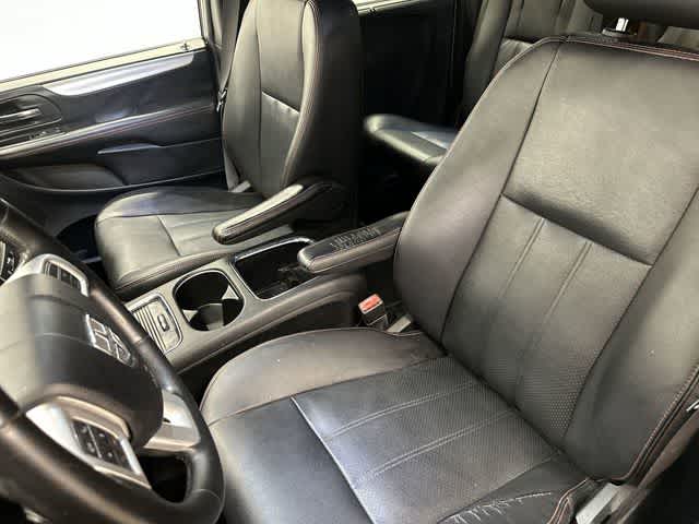 Thumbnail: 2019 Dodge Grand Caravan - 10