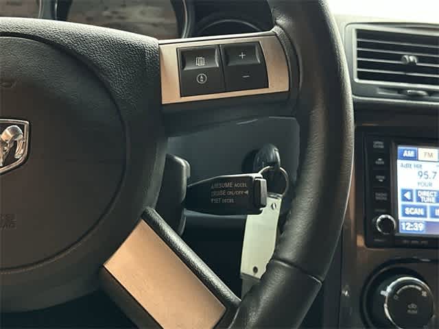 Thumbnail: 2010 Dodge Challenger - 18