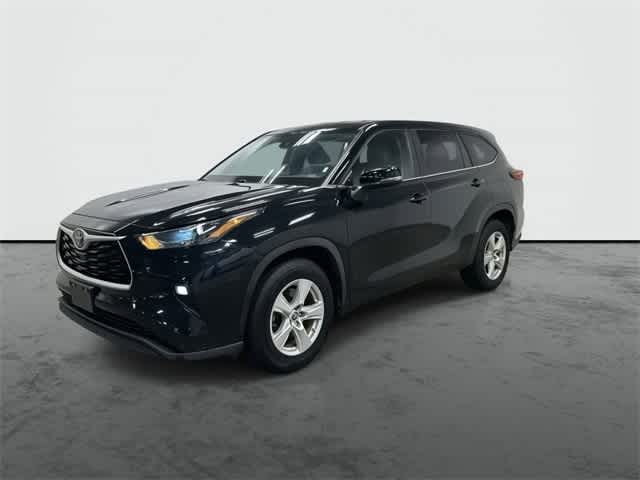 Thumbnail: 2023 Toyota Highlander - 8