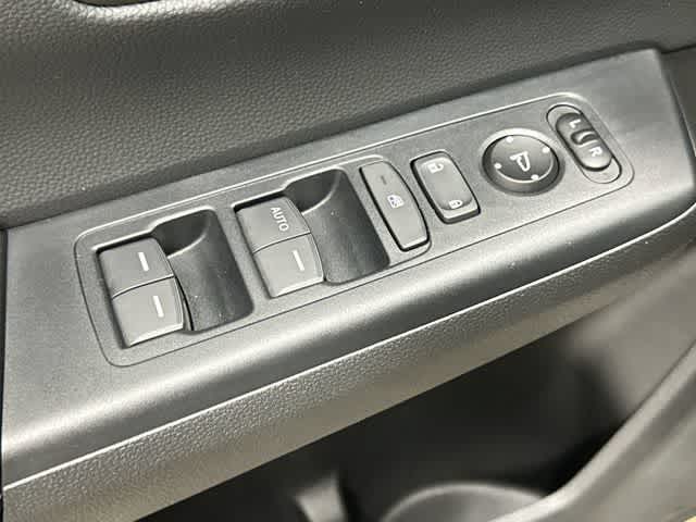 2026 Honda CR-V LX - Photo 19