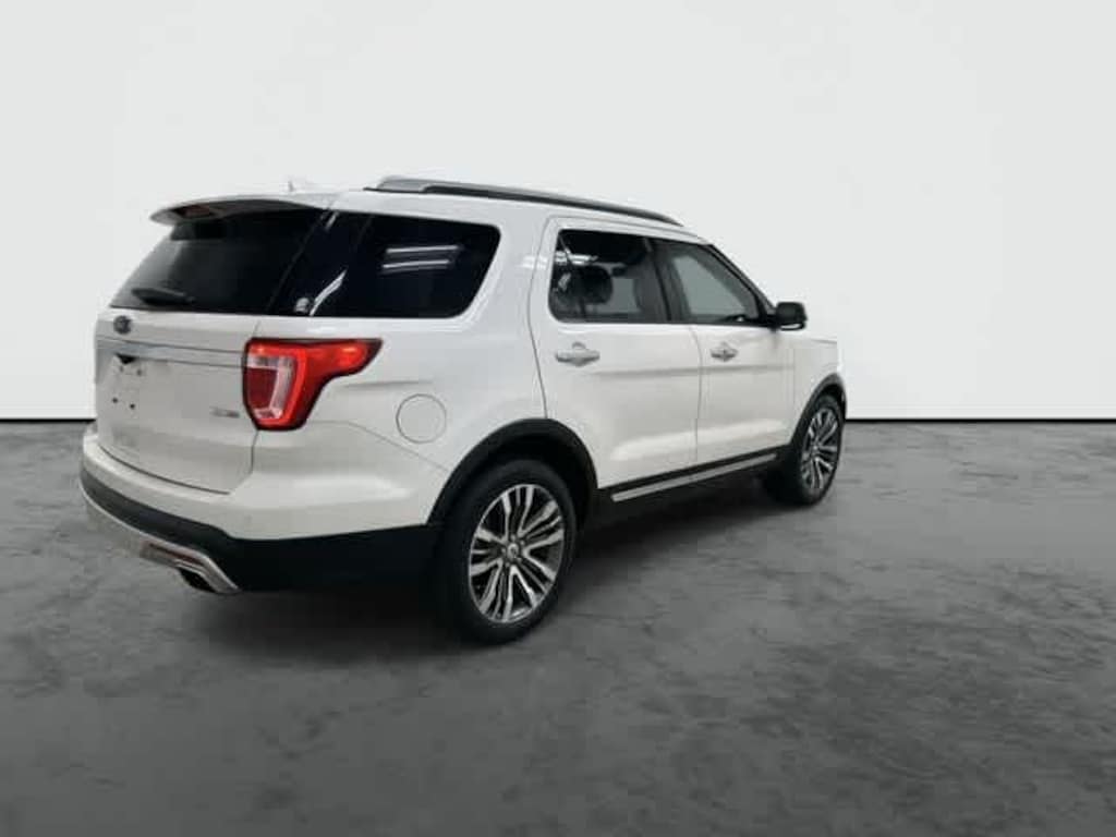 Used 2017 Ford Explorer Platinum SUV