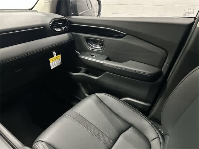 Thumbnail: 2025 Honda Pilot - 13