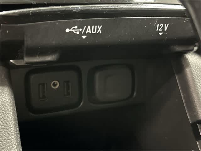 Thumbnail: 2021 Buick Encore - 25