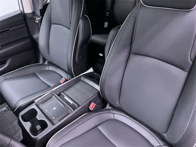 2025 Honda Odyssey Touring 10