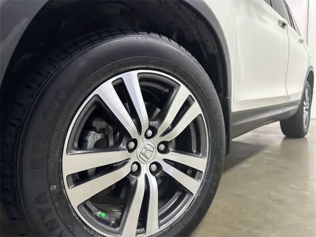 Thumbnail: 2018 Honda Pilot - 28