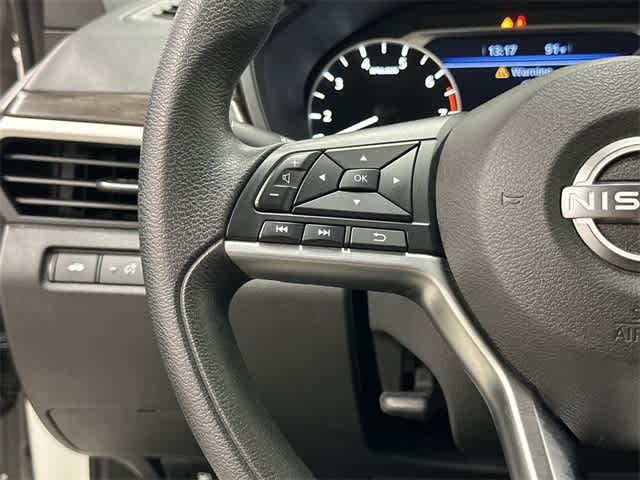 Thumbnail: 2023 Nissan Altima - 17