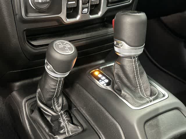 Thumbnail: 2021 Jeep Wrangler - 25