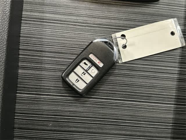 Thumbnail: 2016 Honda Pilot - 33