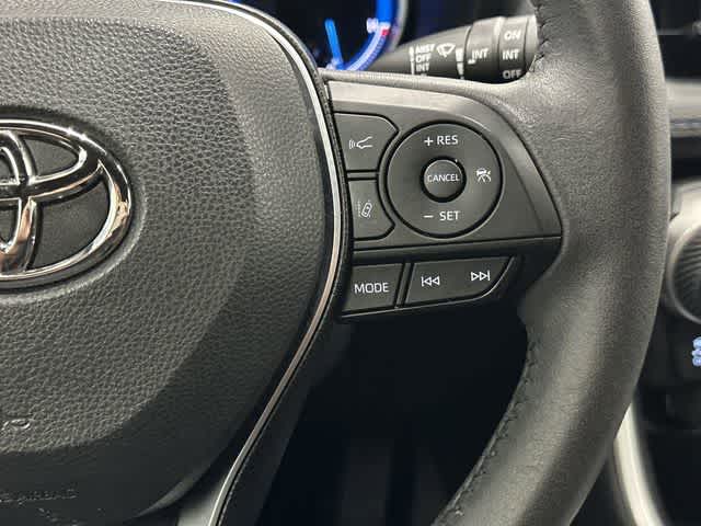Thumbnail: 2023 Toyota RAV4 - 18