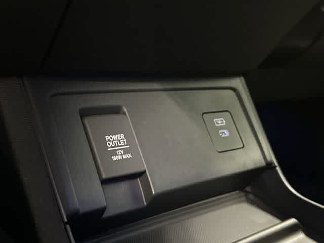 Thumbnail: 2025 Acura RDX - 26