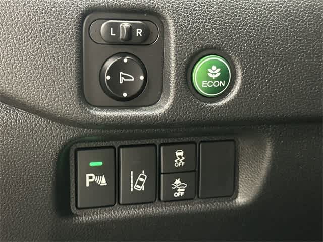 Thumbnail: 2016 Honda Pilot - 19