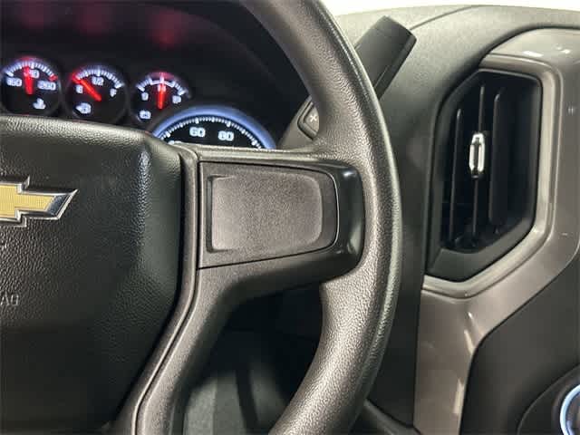 Thumbnail: 2023 Chevrolet Silverado 1500 - 17