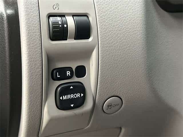 Thumbnail: 2010 Subaru Forester - 19