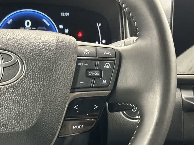 Thumbnail: 2025 Toyota Camry - 18