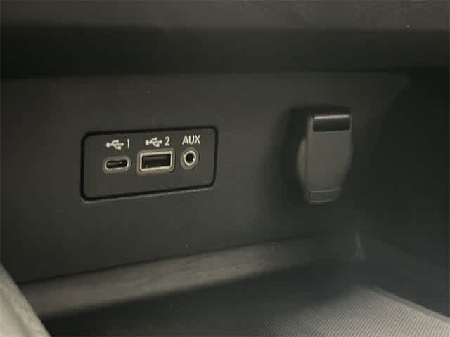 2022 Nissan Altima SR 25