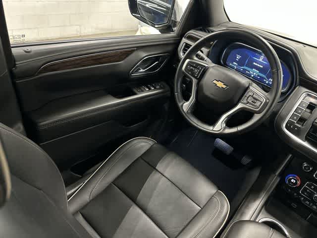 Thumbnail: 2023 Chevrolet Suburban - 12