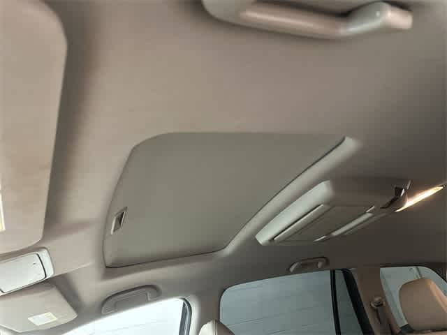 Thumbnail: 2019 Honda Pilot - 28