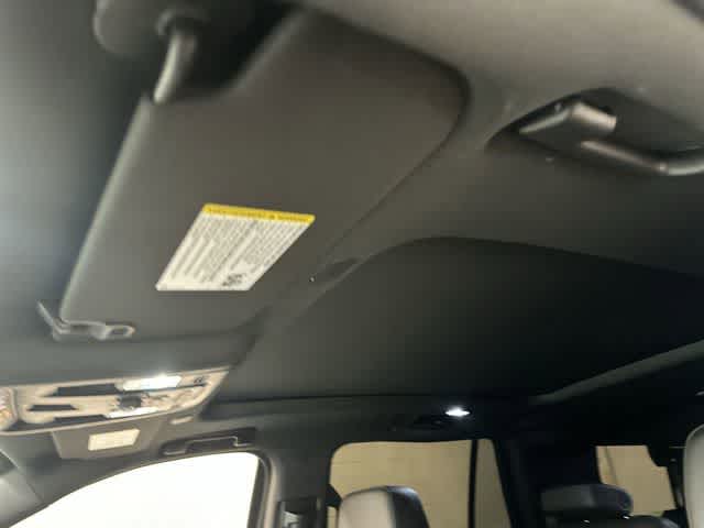 Thumbnail: 2022 Chevrolet Tahoe - 28