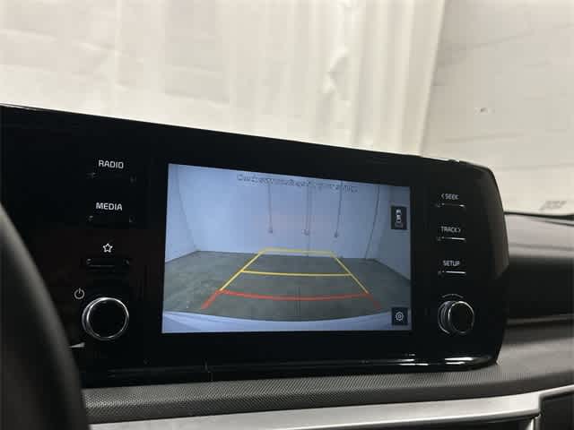 Thumbnail: 2021 Kia K5 - 23