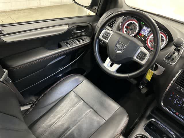Thumbnail: 2019 Dodge Grand Caravan - 12