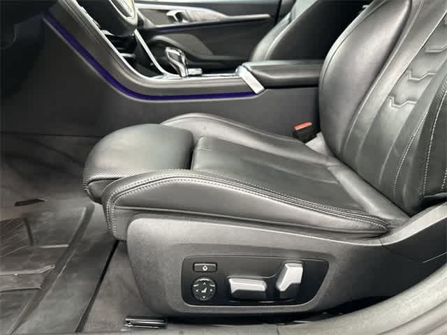 Thumbnail: 2022 BMW 8 Series - 27