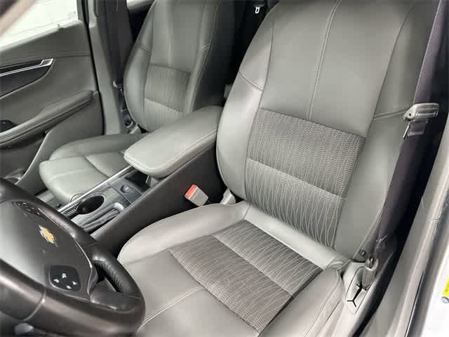 Thumbnail: 2016 Chevrolet Impala - 10