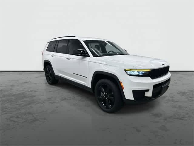 Thumbnail: 2023 Jeep Grand Cherokee - 5