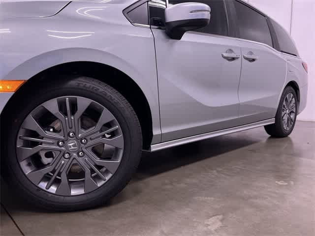 2025 Honda Odyssey Touring 30