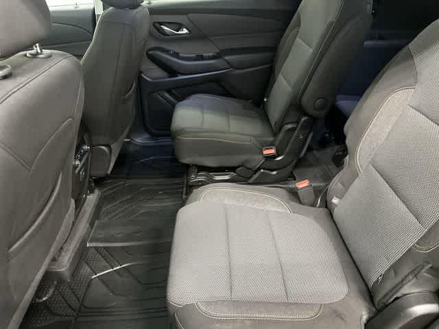 Thumbnail: 2019 Chevrolet Traverse - 11