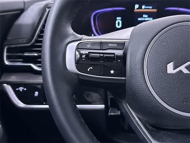 2024 Kia Sportage EX 18