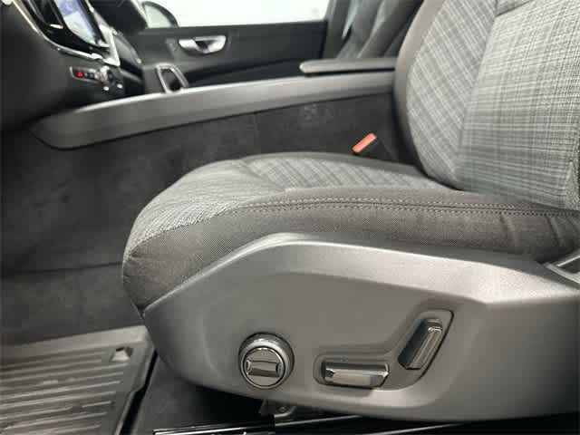 Thumbnail: 2024 Volvo XC60 - 27