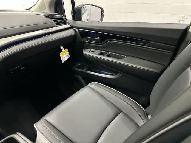 Thumbnail: 2026 Honda Odyssey - 13