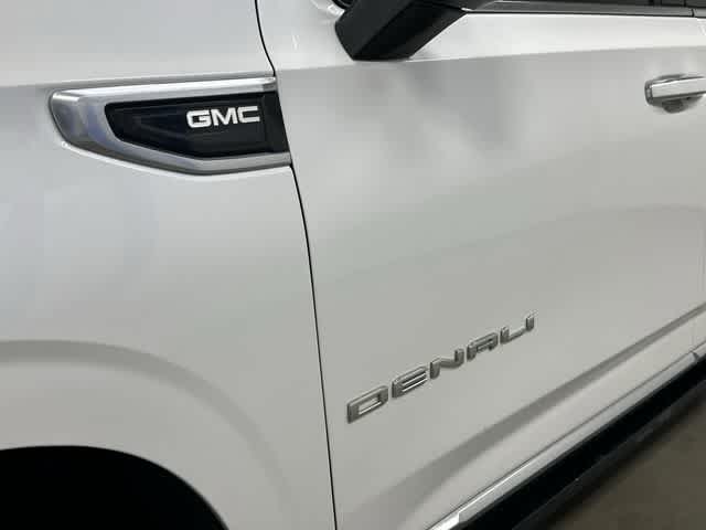 Thumbnail: 2021 GMC Yukon XL - 29