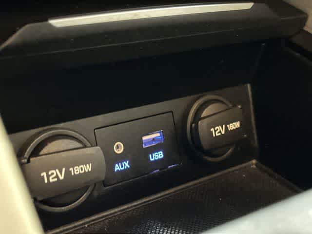 Thumbnail: 2017 Hyundai Elantra - 24