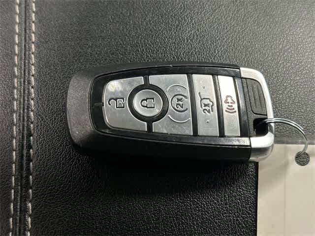 Thumbnail: 2024 Ford Edge - 32