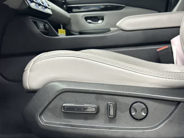 2025 Honda Pilot Touring - Photo 27