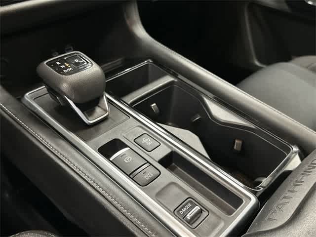 Thumbnail: 2024 Nissan Pathfinder - 24