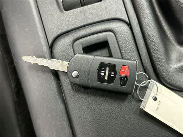 Thumbnail: 2014 Mazda MX-5 Miata - 16